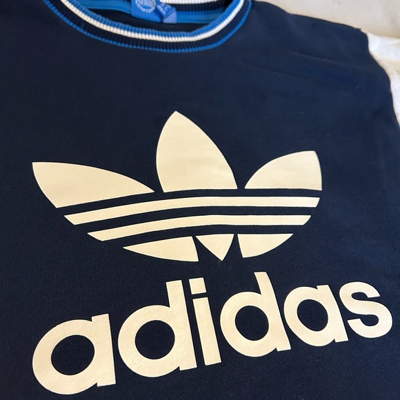 VINTAGE ADIDAS SWEATER - Picture 2 of 6